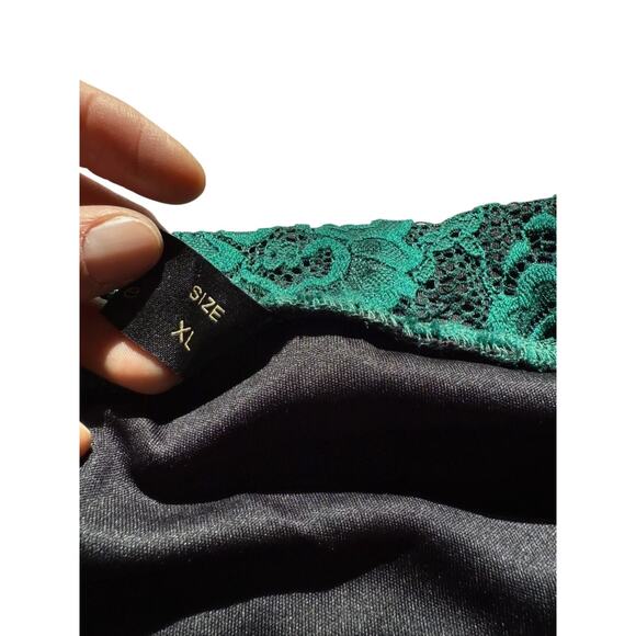 Vfshow VfEmage Womens  Green Lace Off Shoulder Bell Sleeve Gown  - Size XL - Picture 10 of 13